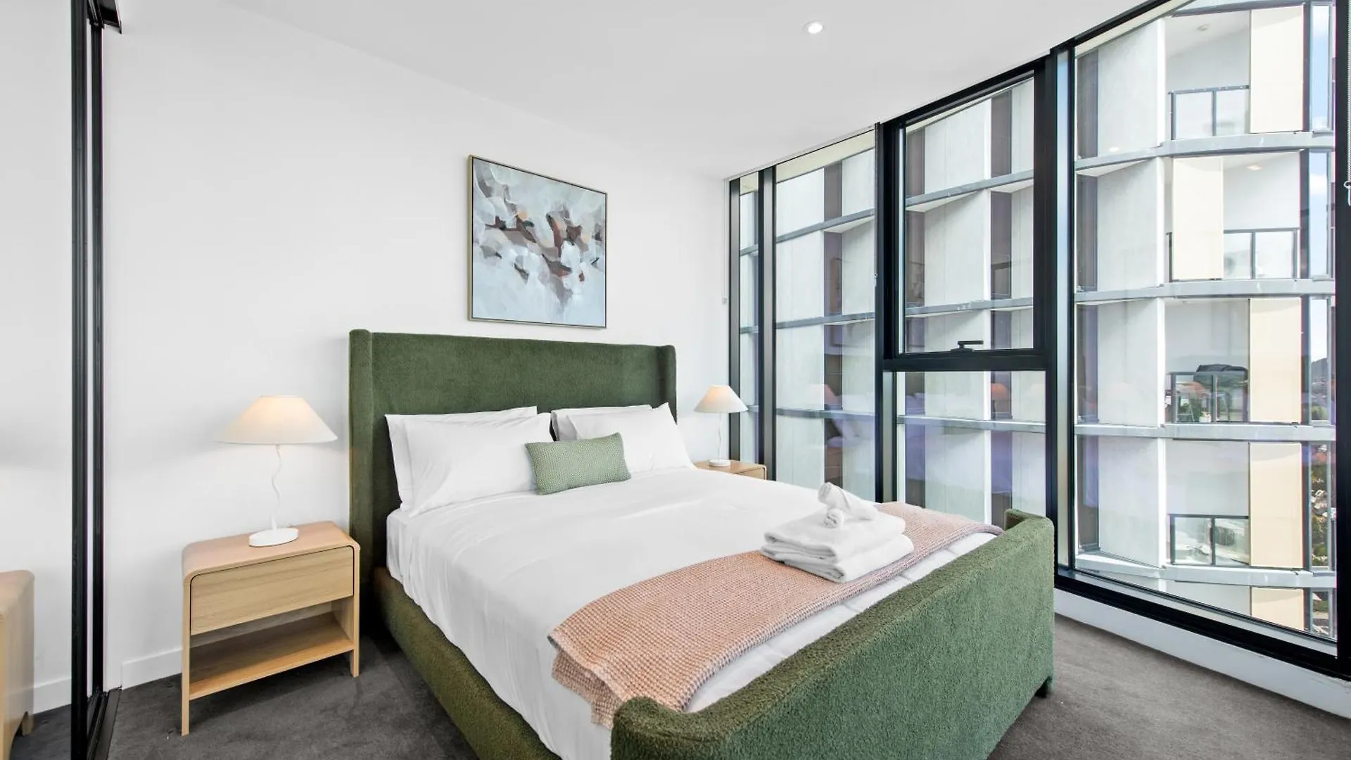 Апартаменты Modern 2Br With Stunning Views, Infinity Pool & Gym Брисбен 0*,